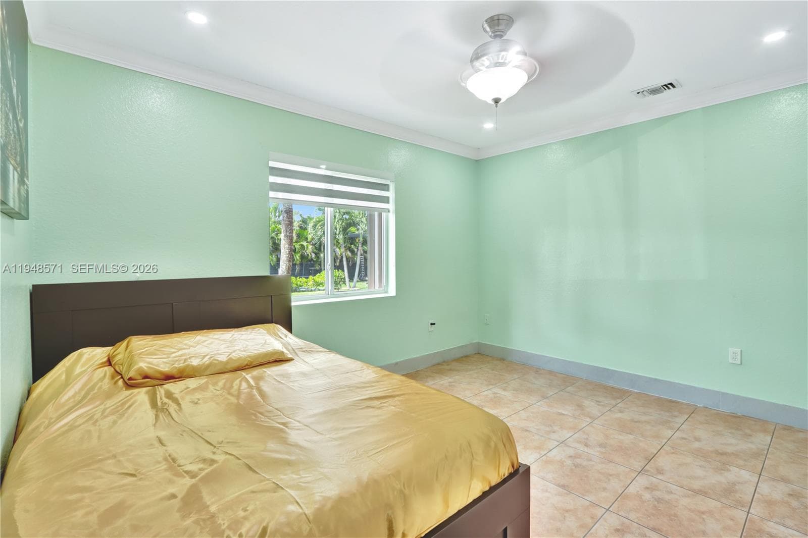 20455 SW 154th Ave, Miami FL 33187 — 72