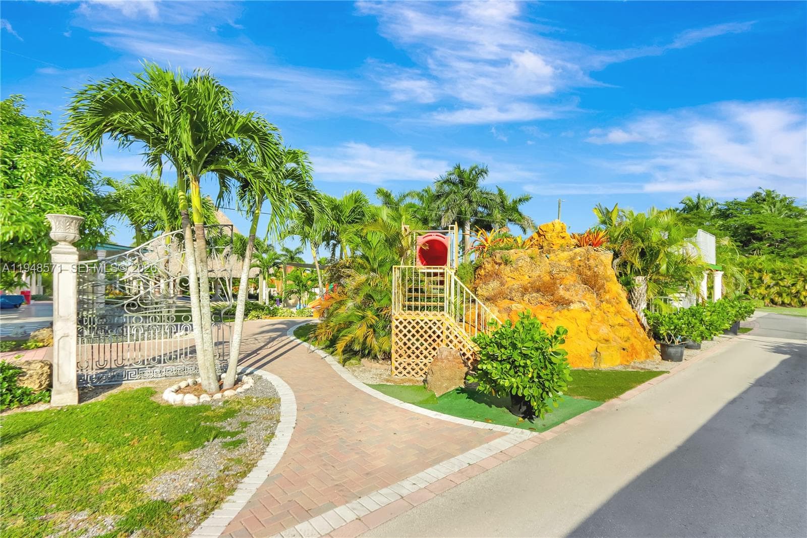 20455 SW 154th Ave, Miami FL 33187 — 16