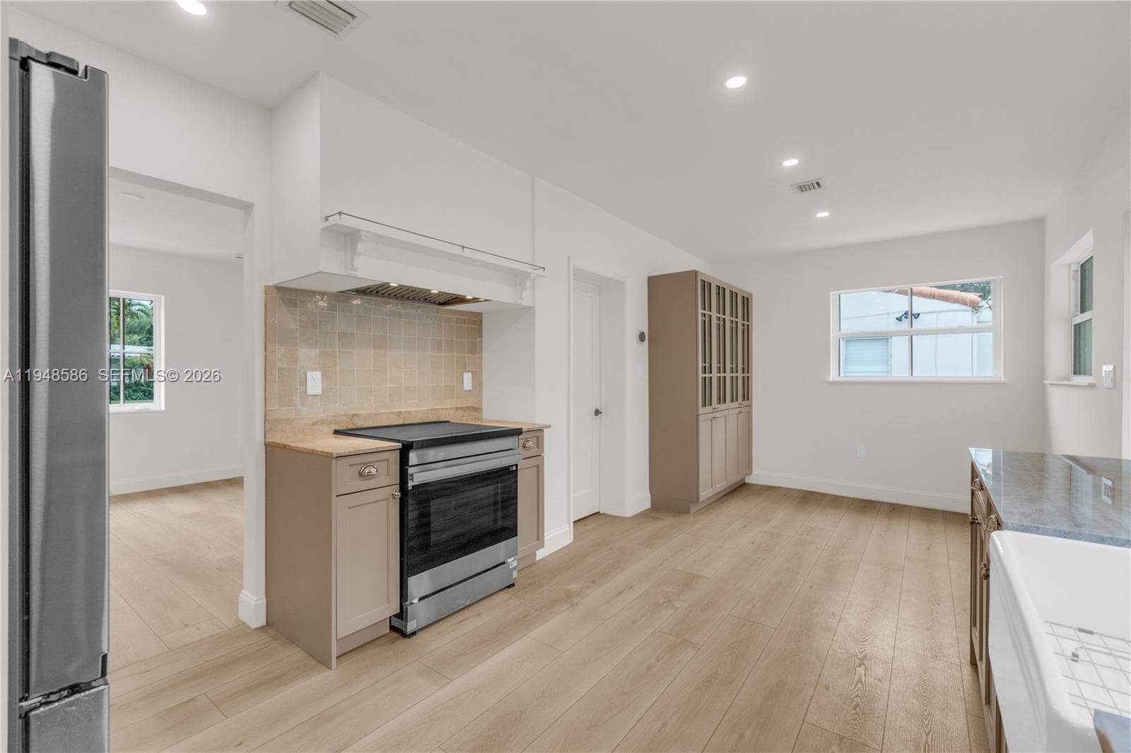 69 NW 94th St, Miami Shores FL 33150 — 13