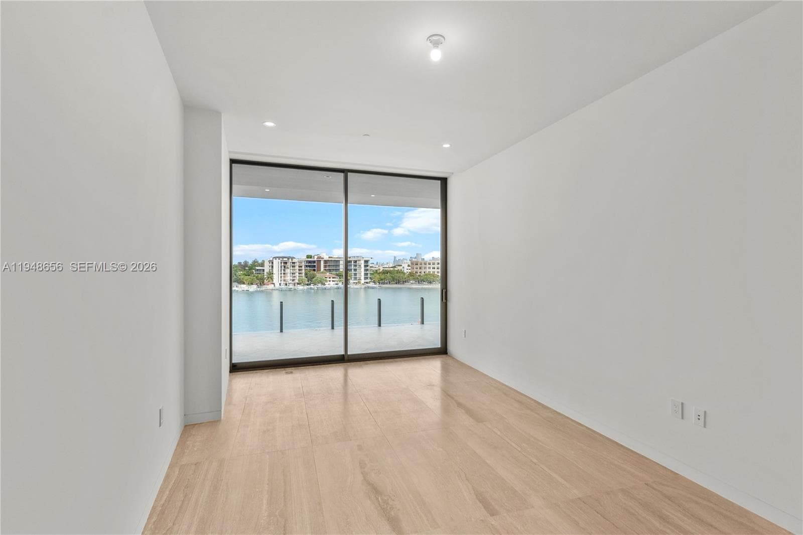 5 Grove Isle # L405, Miami FL 33133 — 21