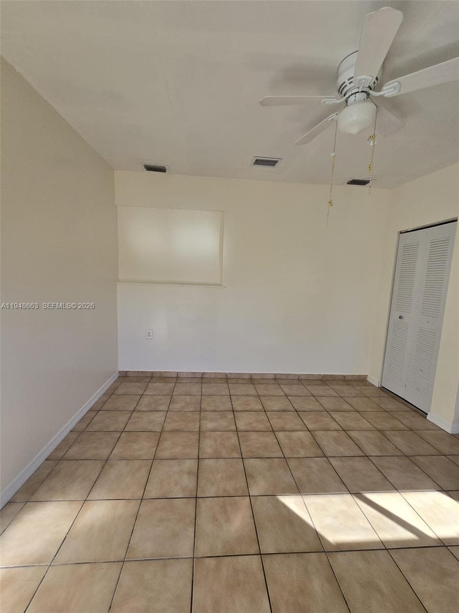 15764 SW 303rd Ter, Homestead FL 33033 — 2