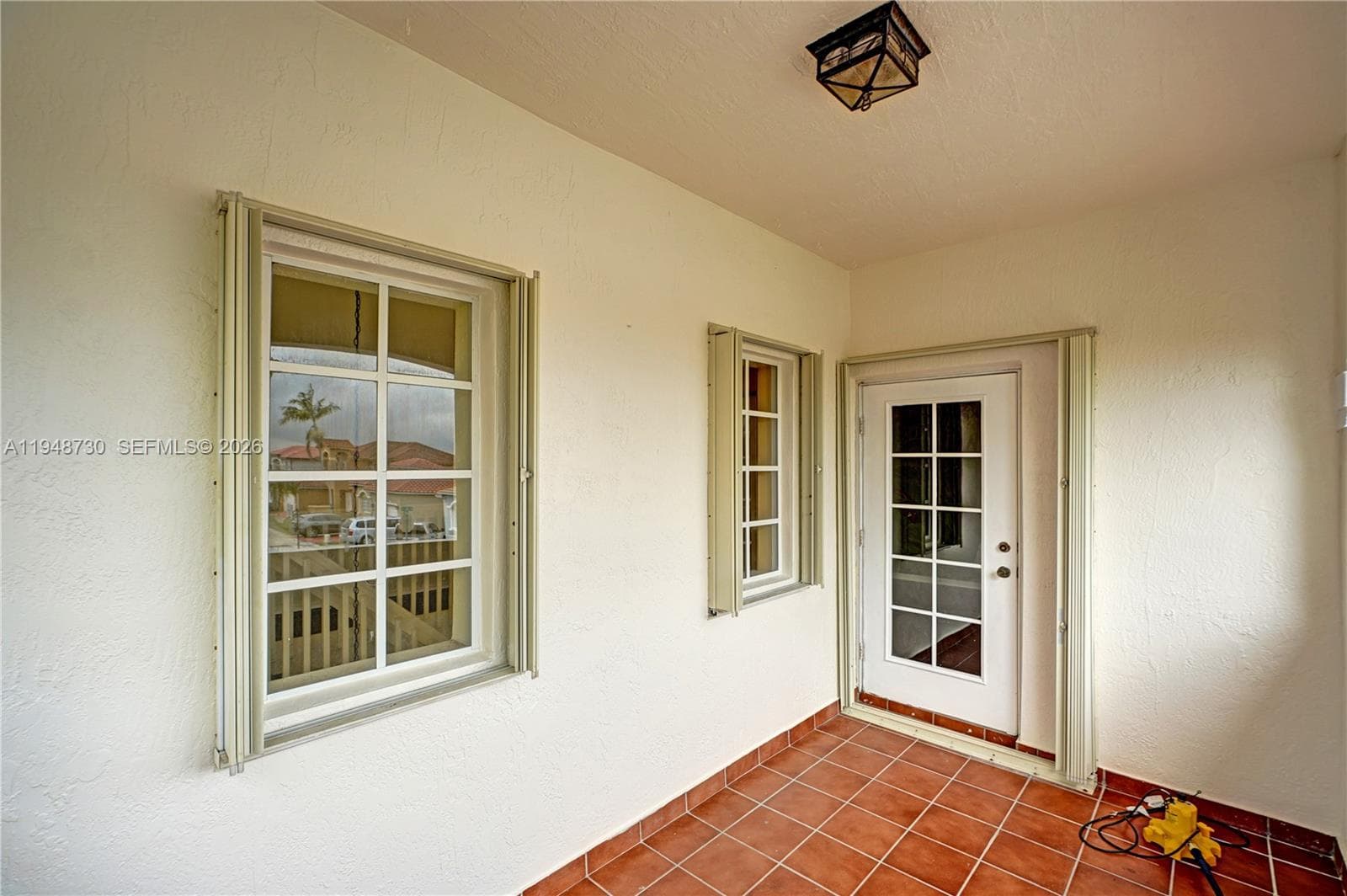 5502 SW 162nd Pl, Miami FL 33185 — 52