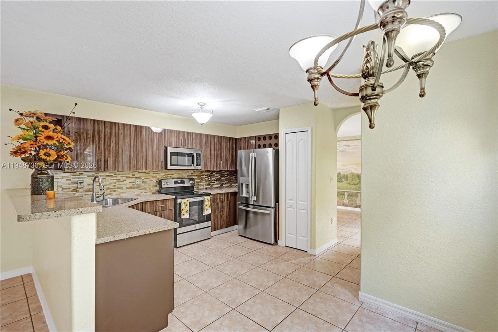5502 SW 162nd Pl, Miami FL 33185 — 61