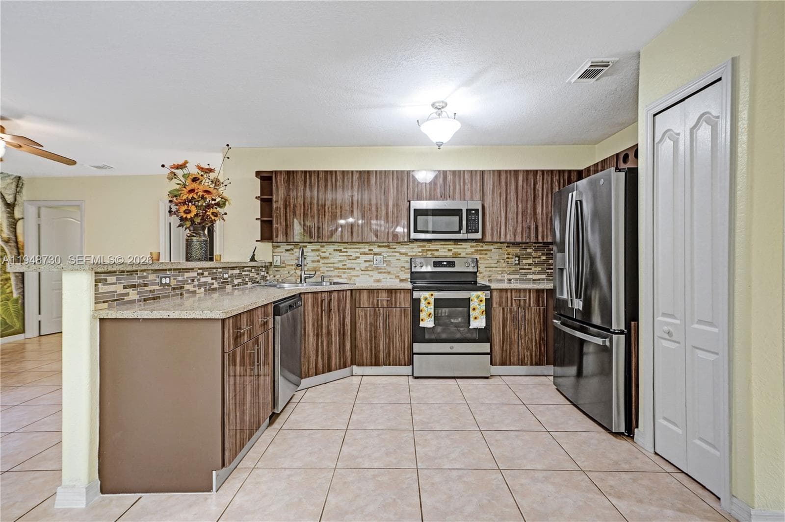 5502 SW 162nd Pl, Miami FL 33185 — 15
