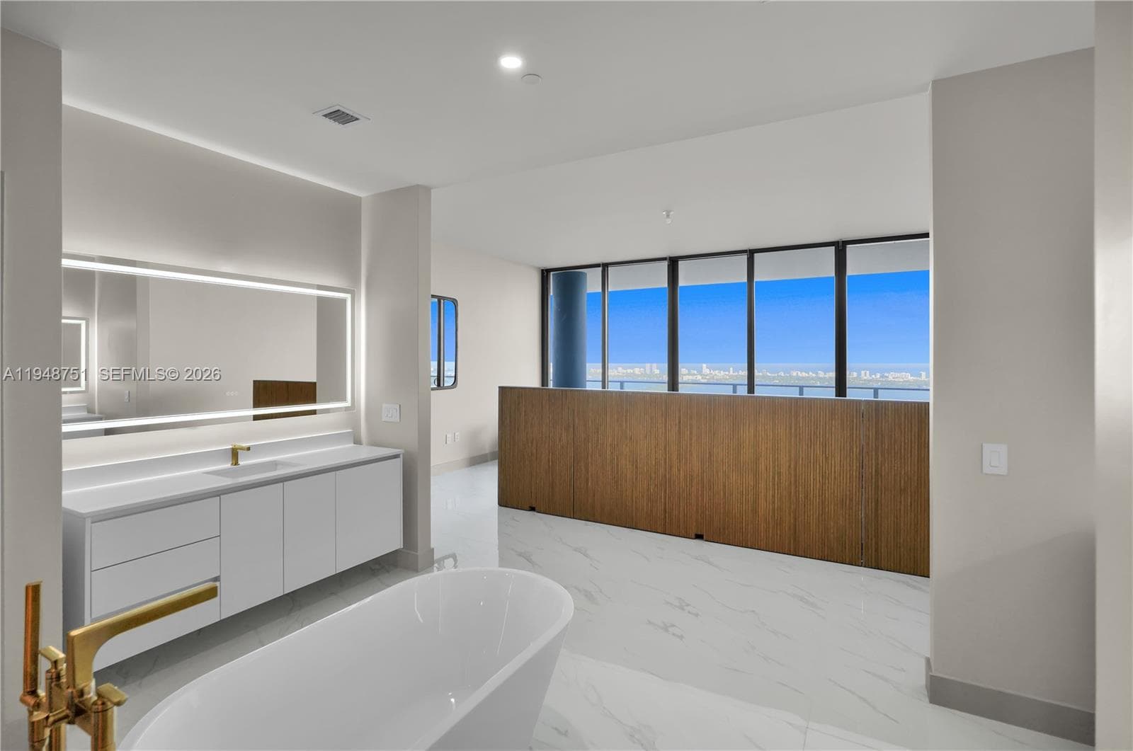 700 NE 24, Miami FL 33137 — 25