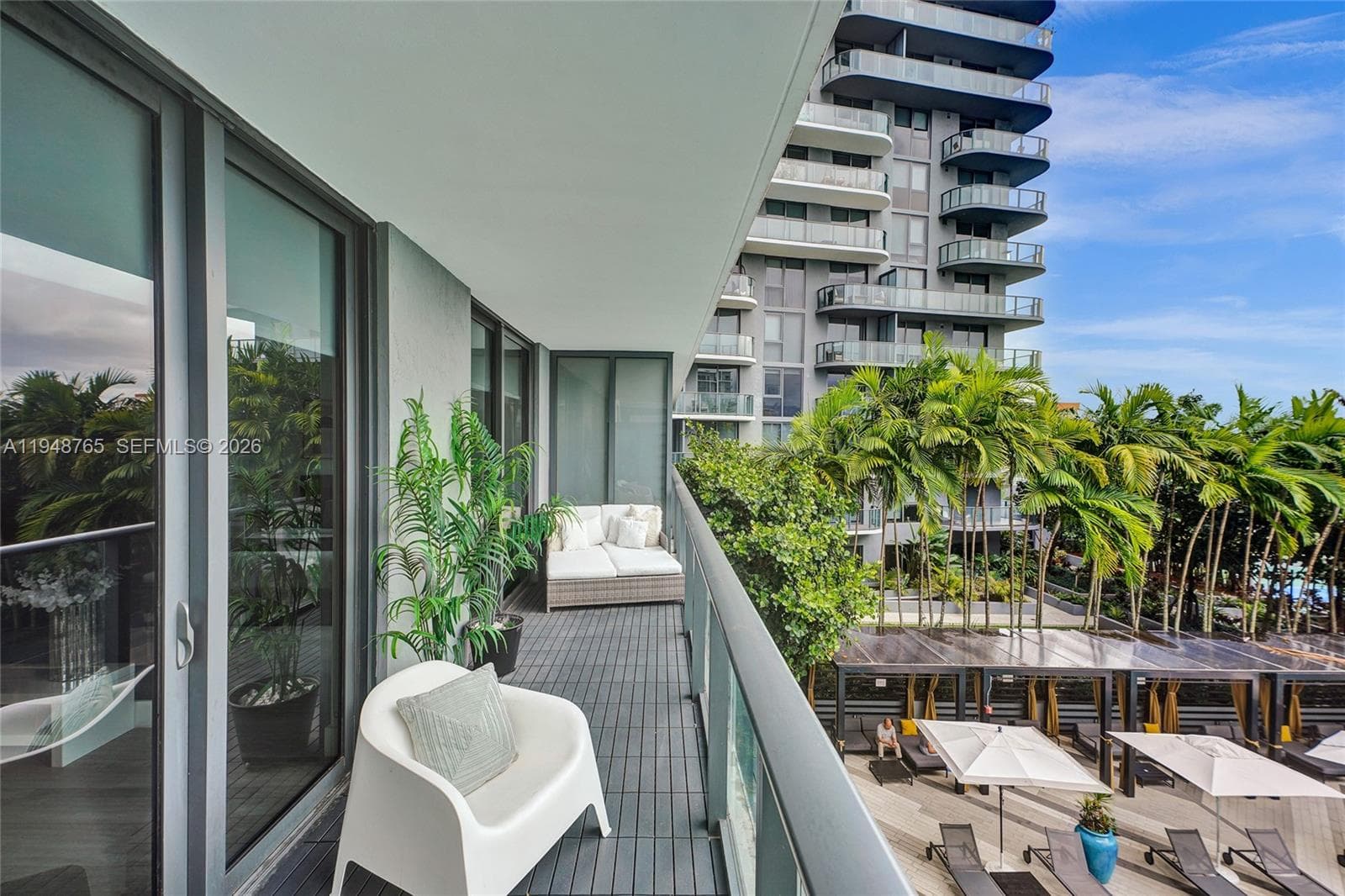 121 NE 34th St # 910, Miami FL 33137 — 27