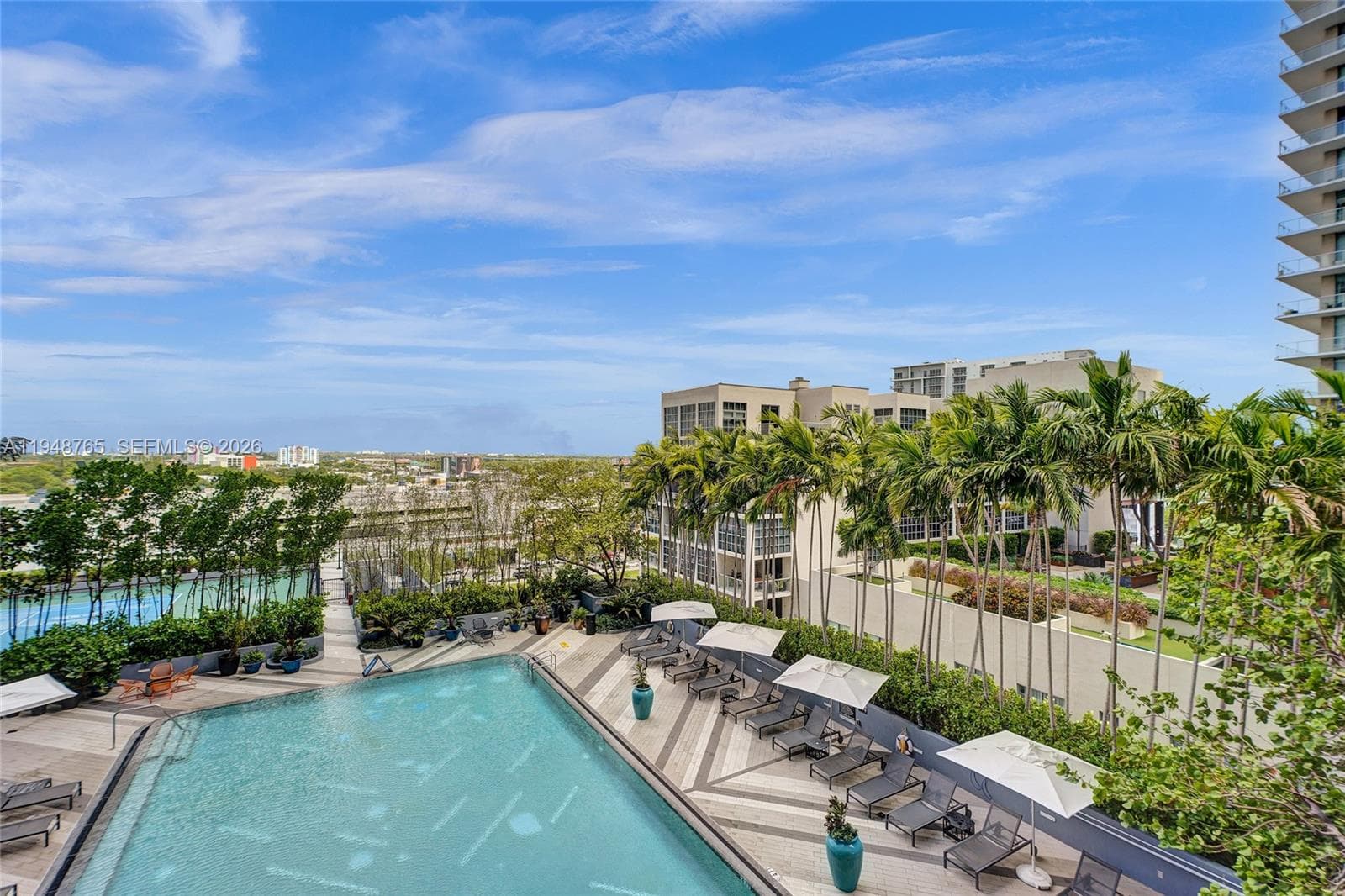 121 NE 34th St # 910, Miami FL 33137 — 34