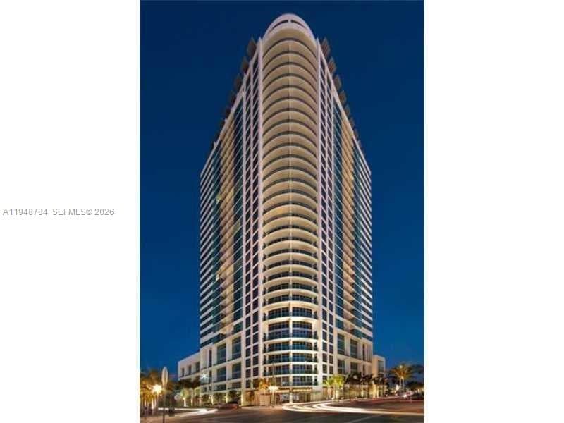 3301 NE 1st Ave, Miami FL 33137 — 25