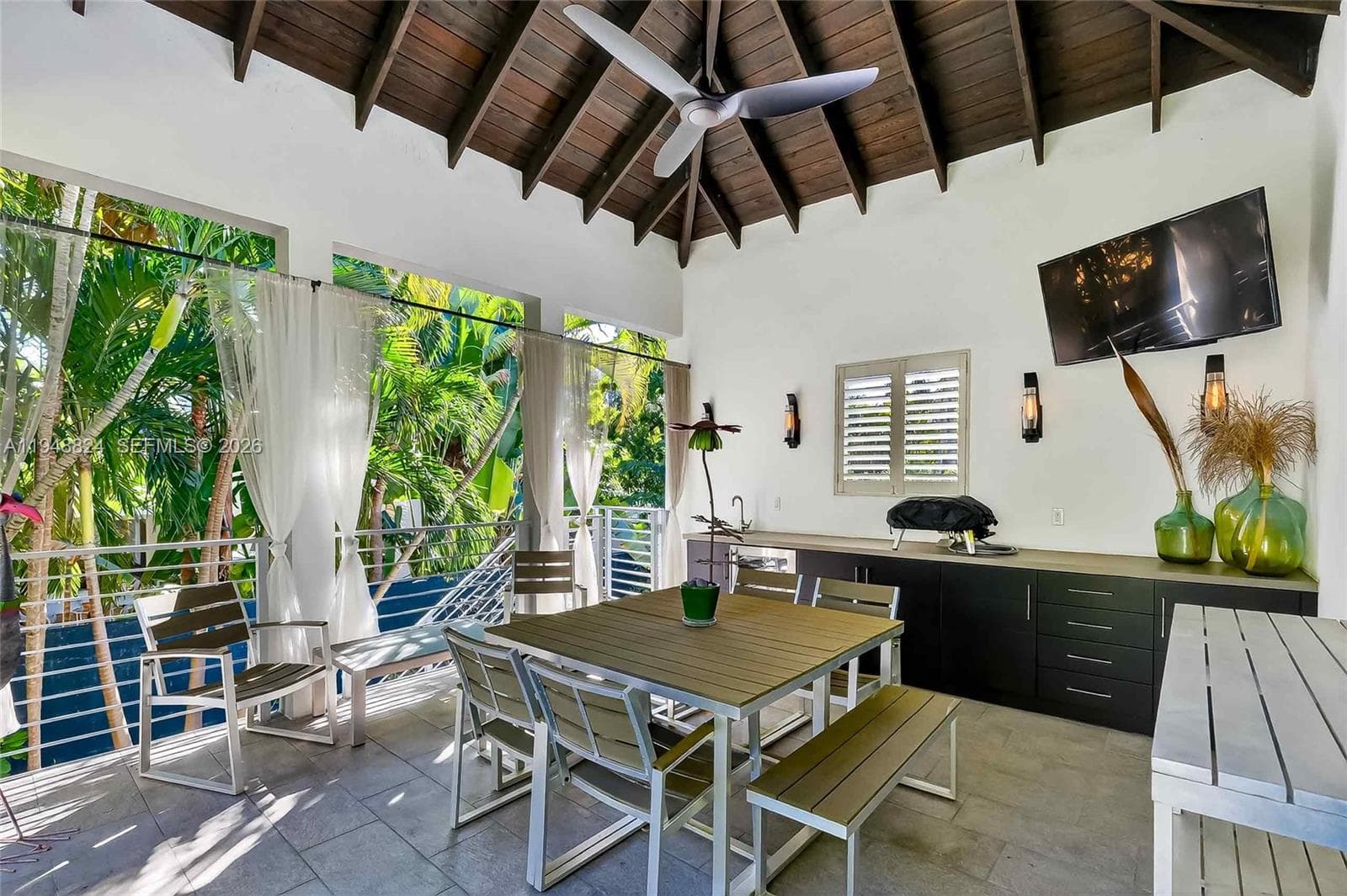1680 Onaway Dr, Coconut Grove FL 33133 — 13