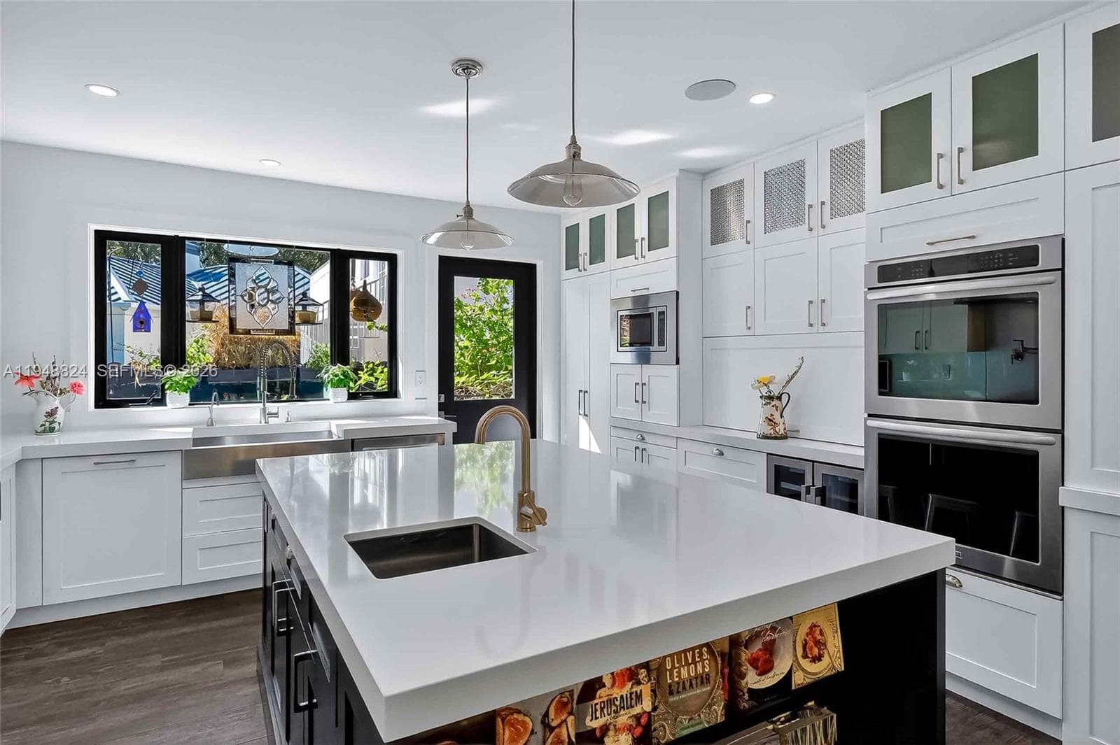 1680 Onaway Dr, Coconut Grove FL 33133 — 5