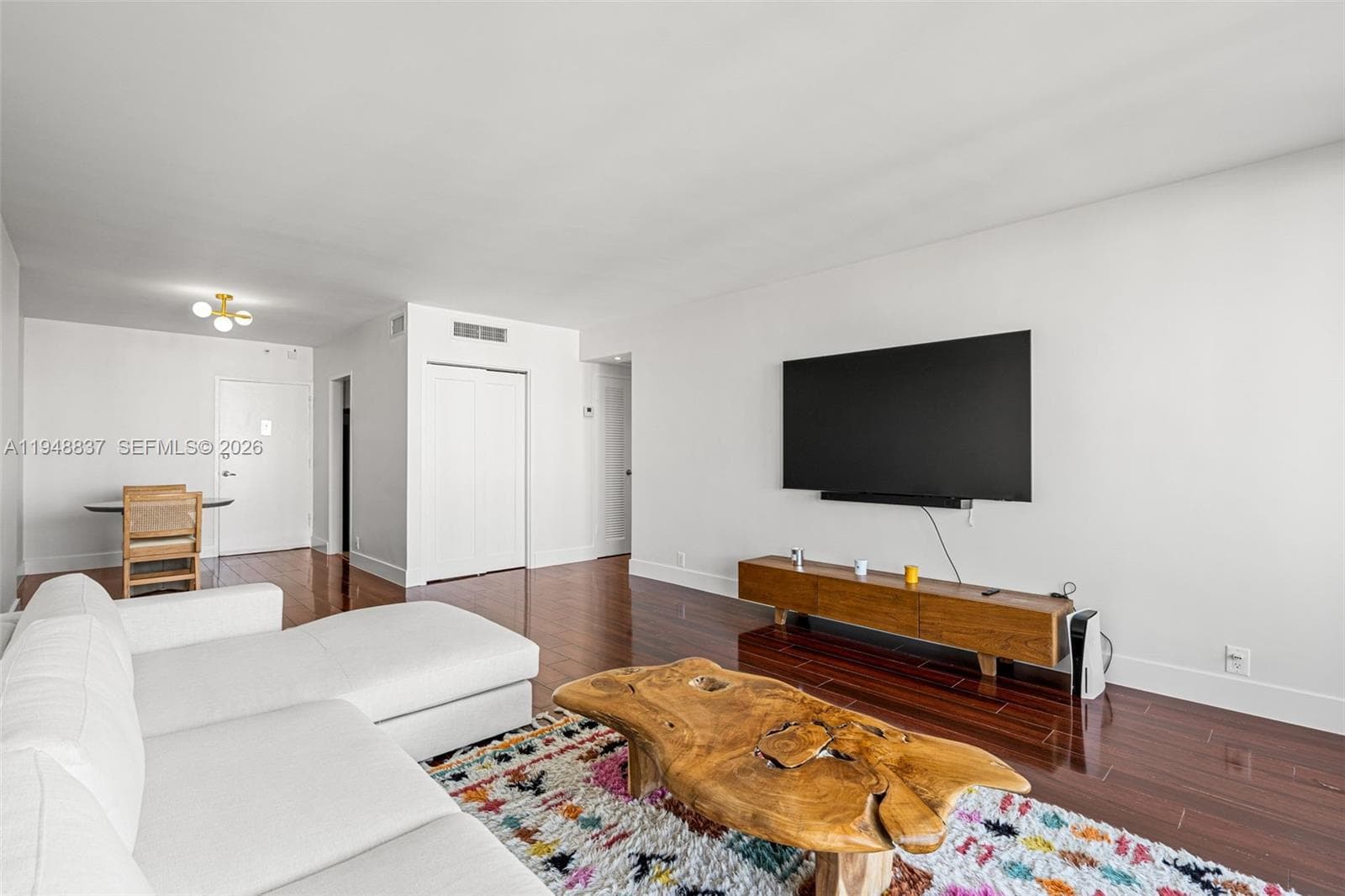 1000 West Ave # 609, Miami Beach FL 33139 — 9