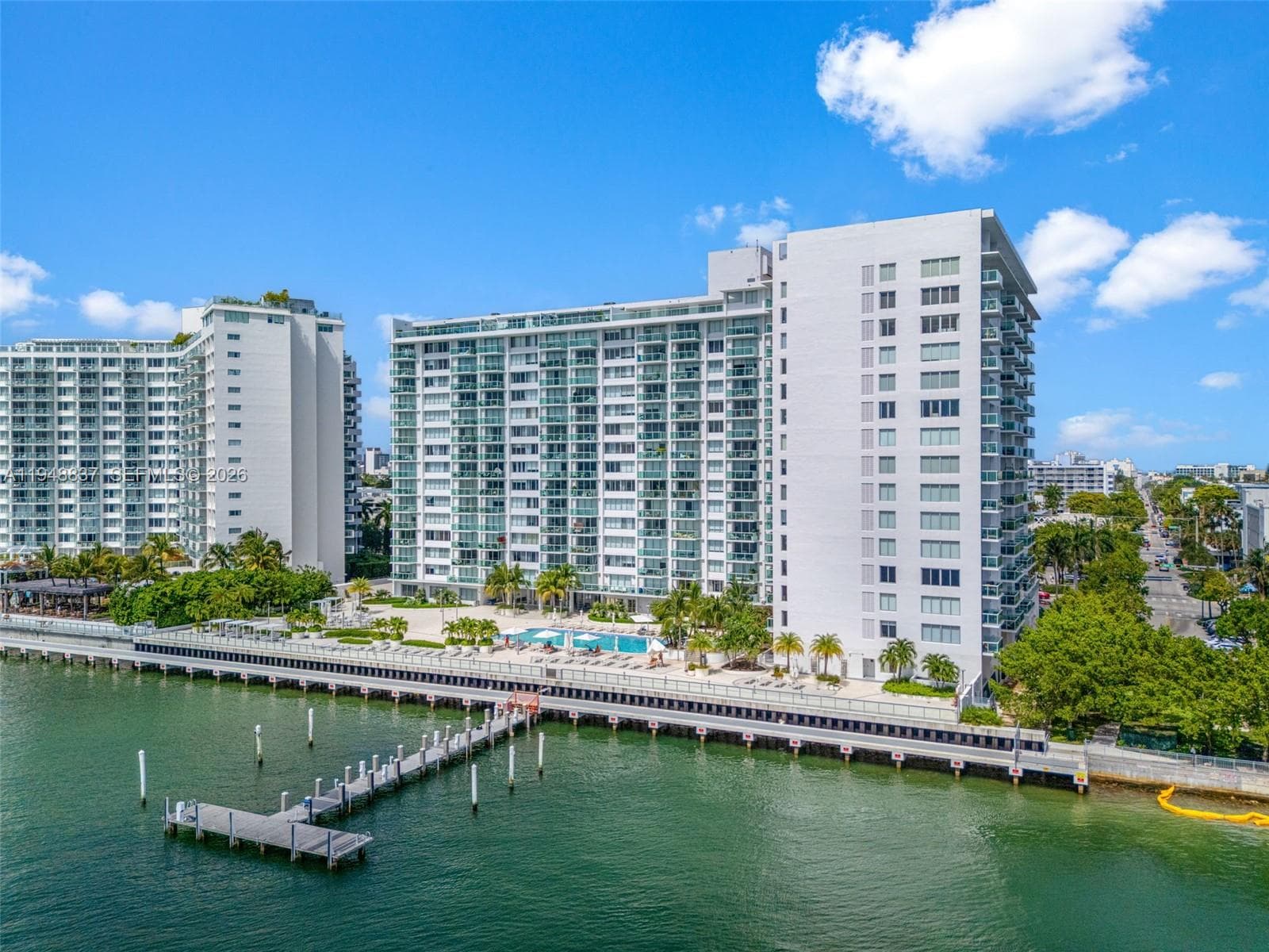 1000 West Ave # 609, Miami Beach FL 33139 — 34