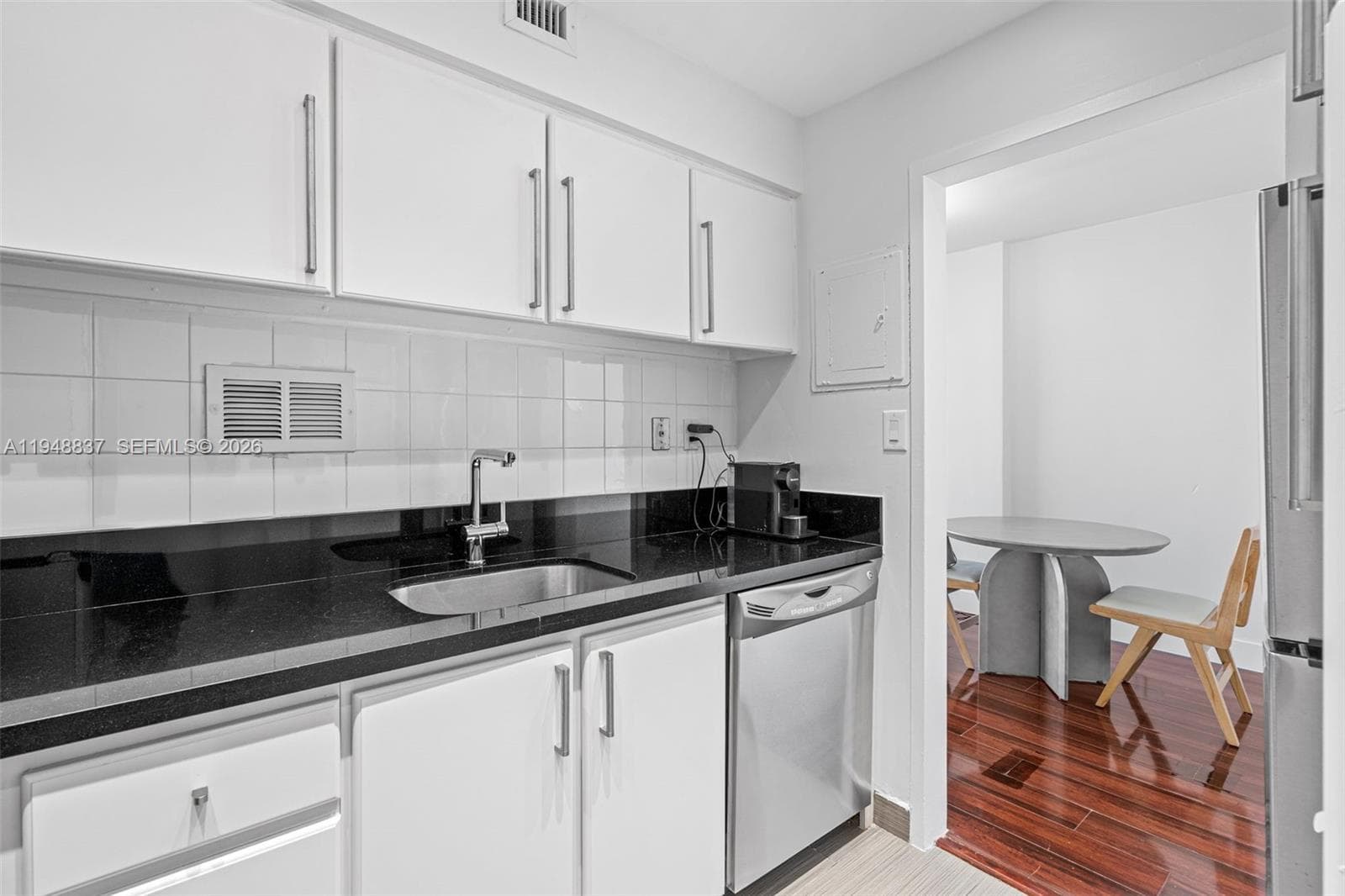 1000 West Ave # 609, Miami Beach FL 33139 — 14