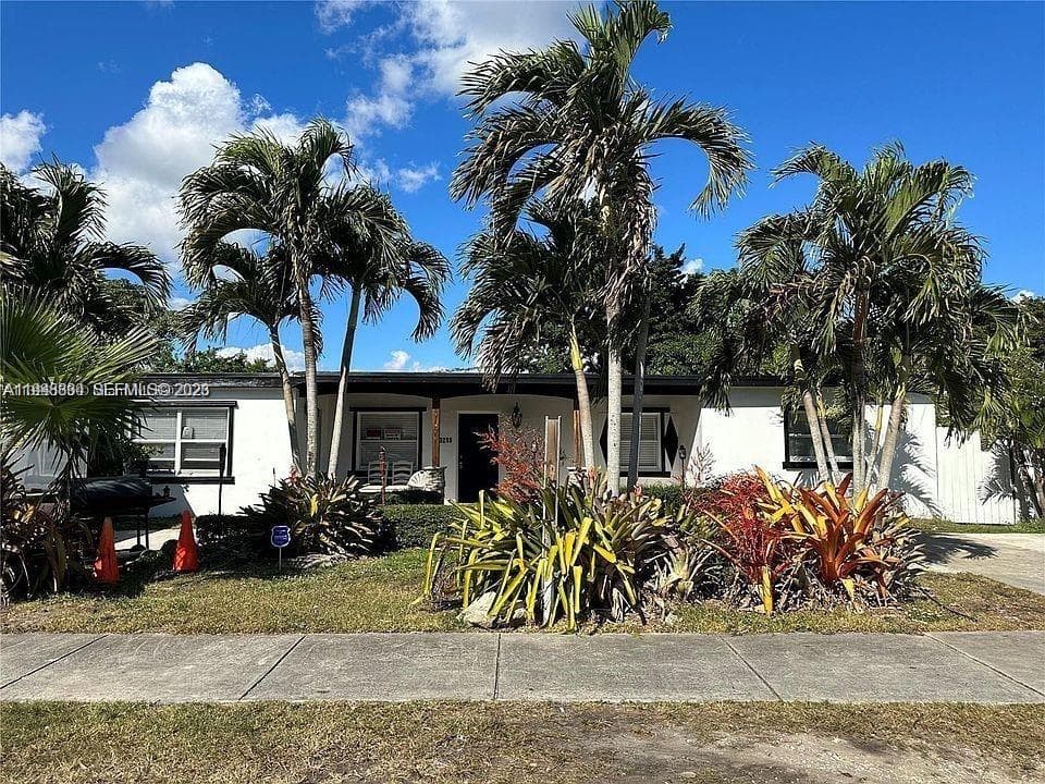 10215 SW 171st St, Miami FL 33157 — 3