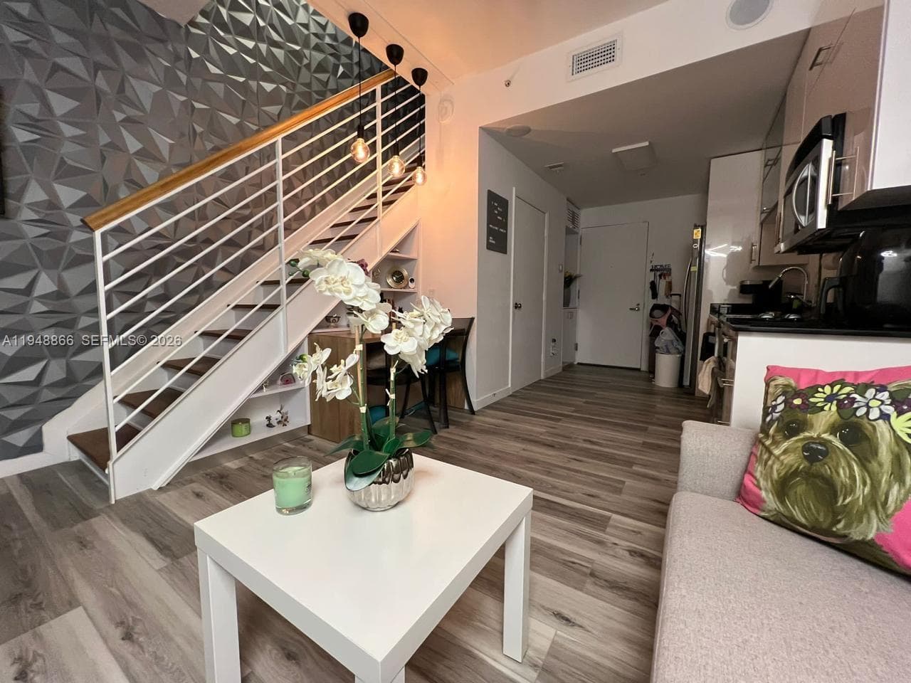 60 SW 13th St # 3013, Miami FL 33130 — 3
