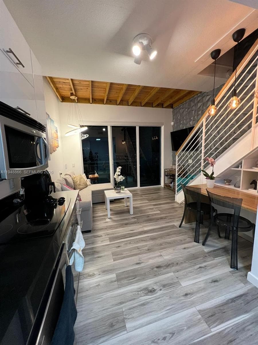 60 SW 13th St # 3013, Miami FL 33130 — 8