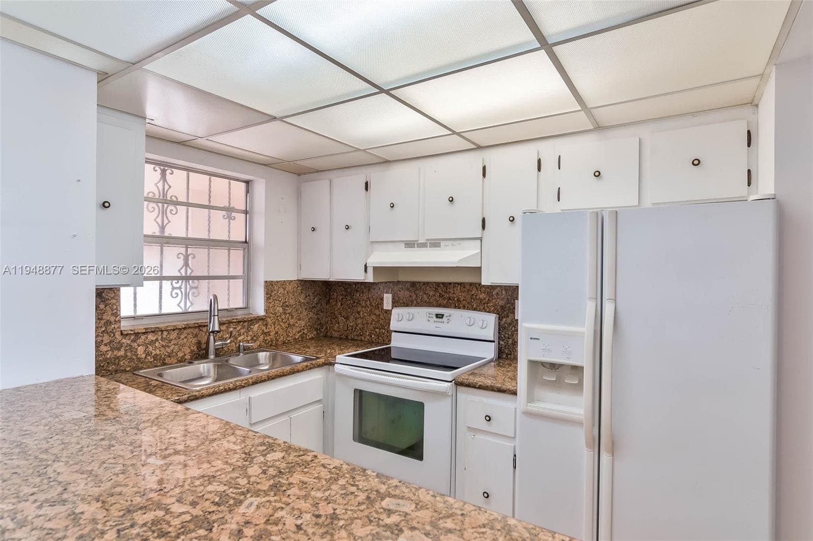 8895 Fontainebleau Blvd # 407, Miami FL 33172 — 3