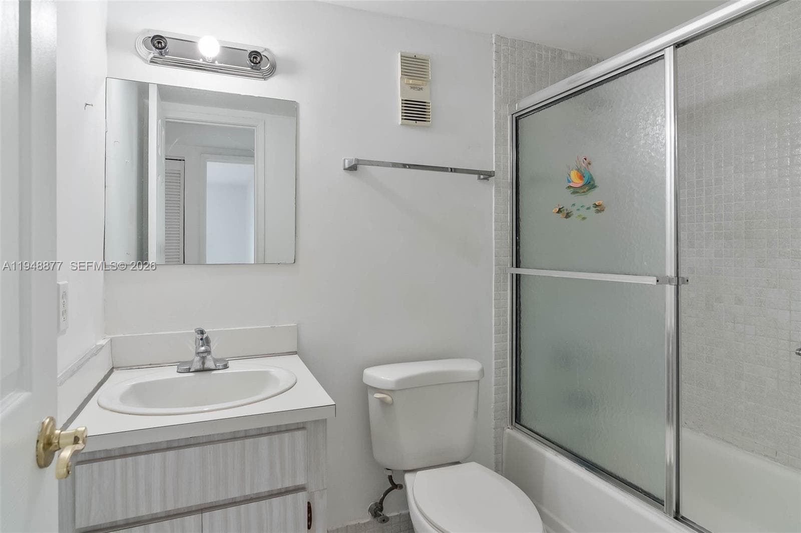 8895 Fontainebleau Blvd # 407, Miami FL 33172 — 19