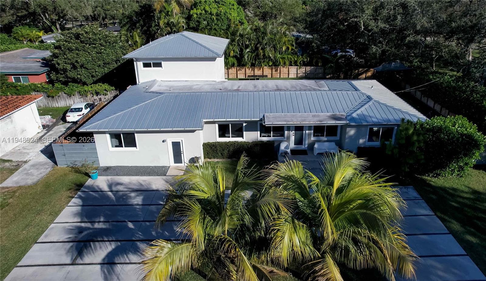 831 NE 109th St, Biscayne Park FL 33161 — 17