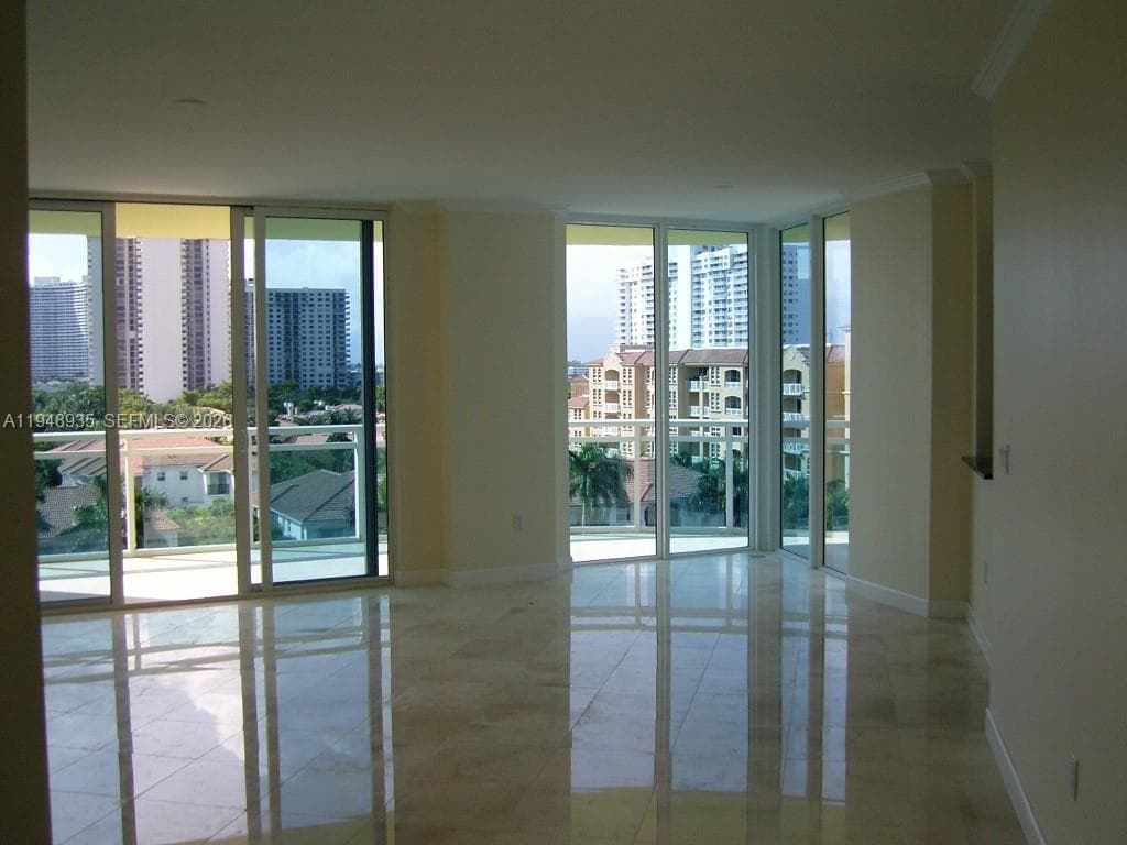 Eastside At Aventura Cond, Aventura, FL — 3
