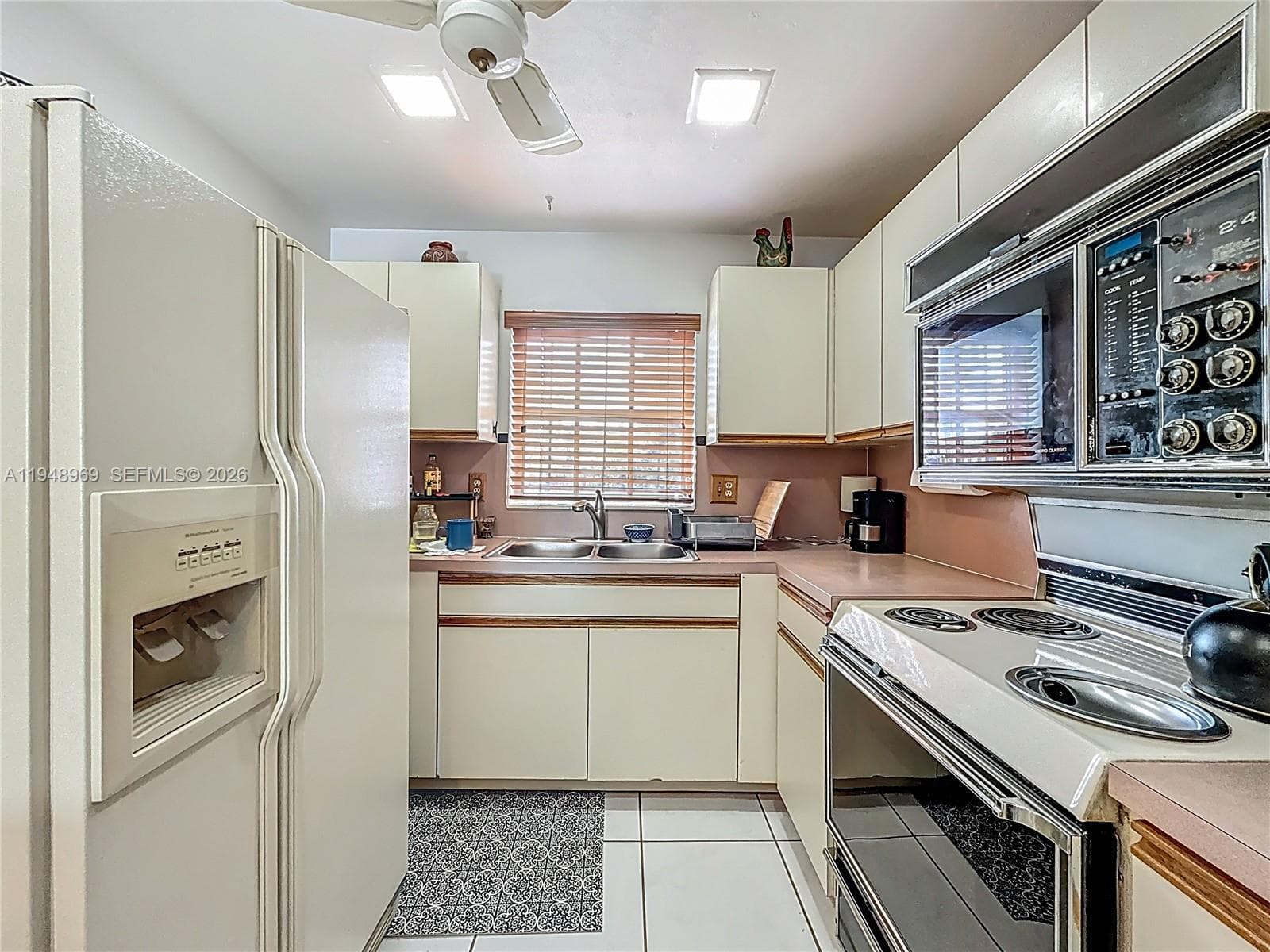 2205 NE 123rd St, North Miami FL 33181 — 15
