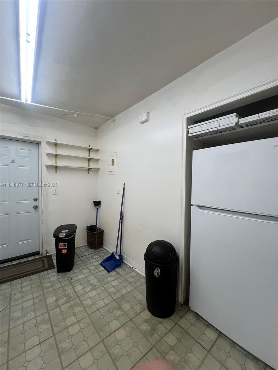 5561 SW 5th Ter, Miami FL 33134 — 24