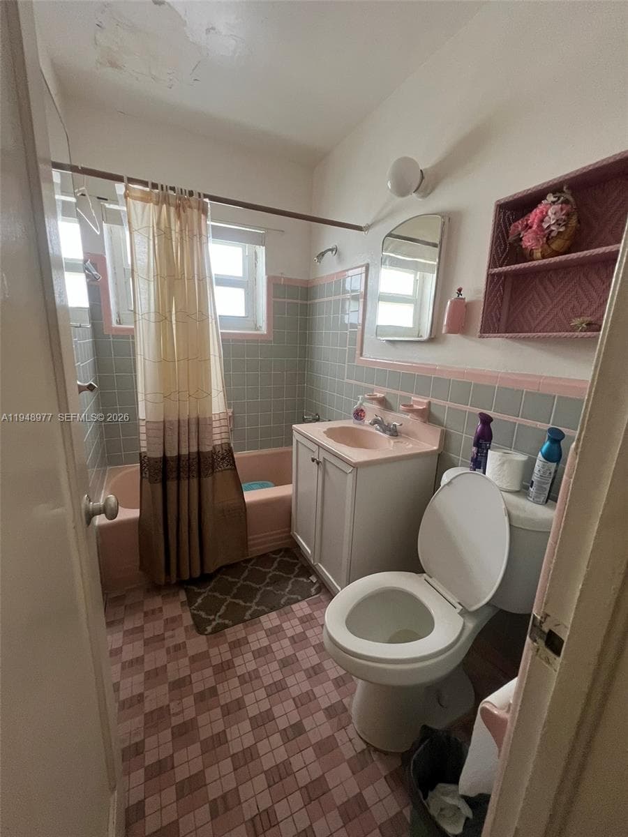5561 SW 5th Ter, Miami FL 33134 — 18