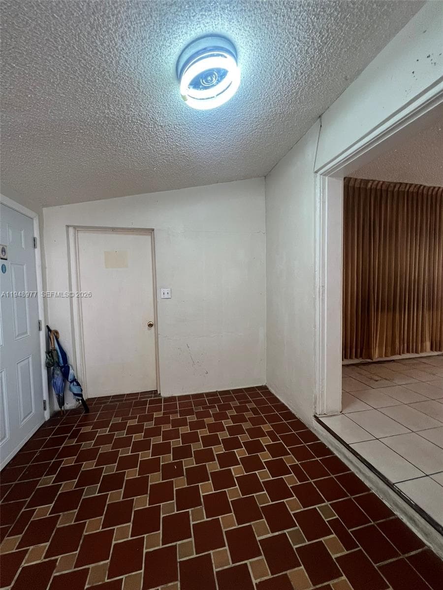 5561 SW 5th Ter, Miami FL 33134 — 35