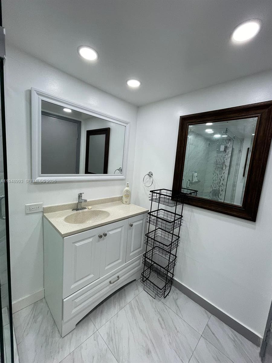 16919 N Bay Rd # 104, Sunny Isles Beach FL 33160 — 22