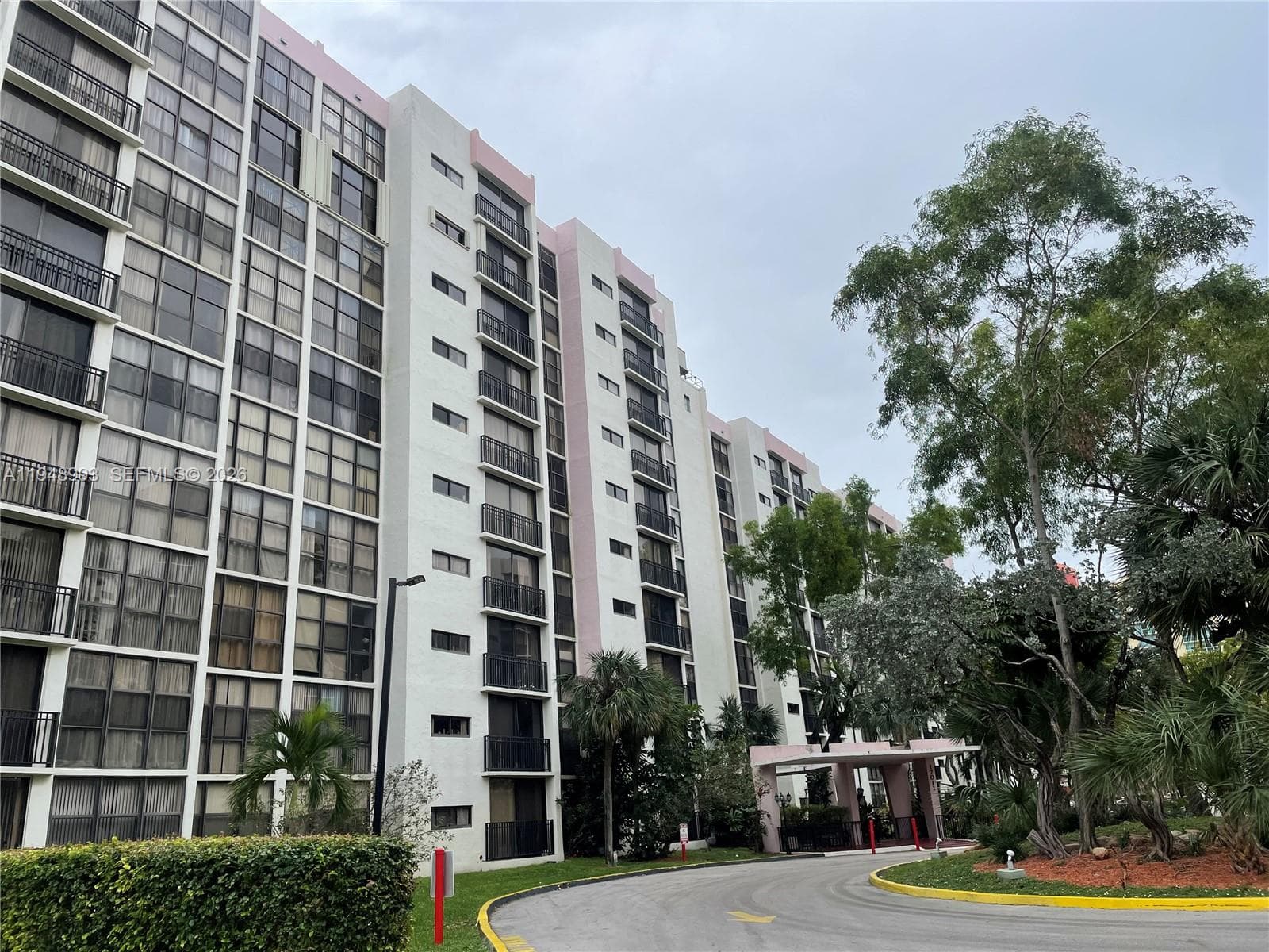16919 N Bay Rd # 104, Sunny Isles Beach FL 33160 — 36