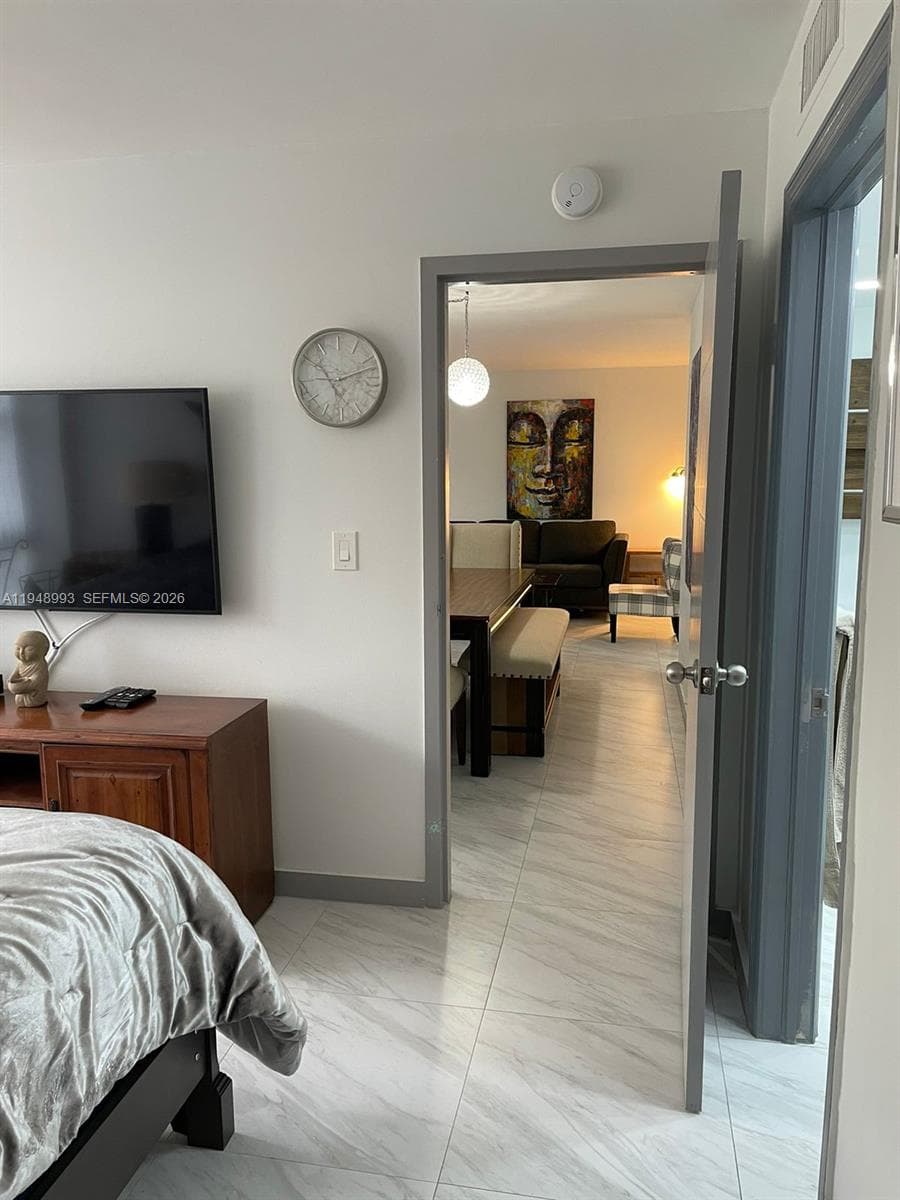 16919 N Bay Rd # 104, Sunny Isles Beach FL 33160 — 14