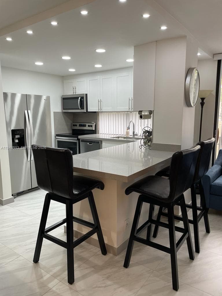16919 N Bay Rd # 104, Sunny Isles Beach FL 33160 — 25
