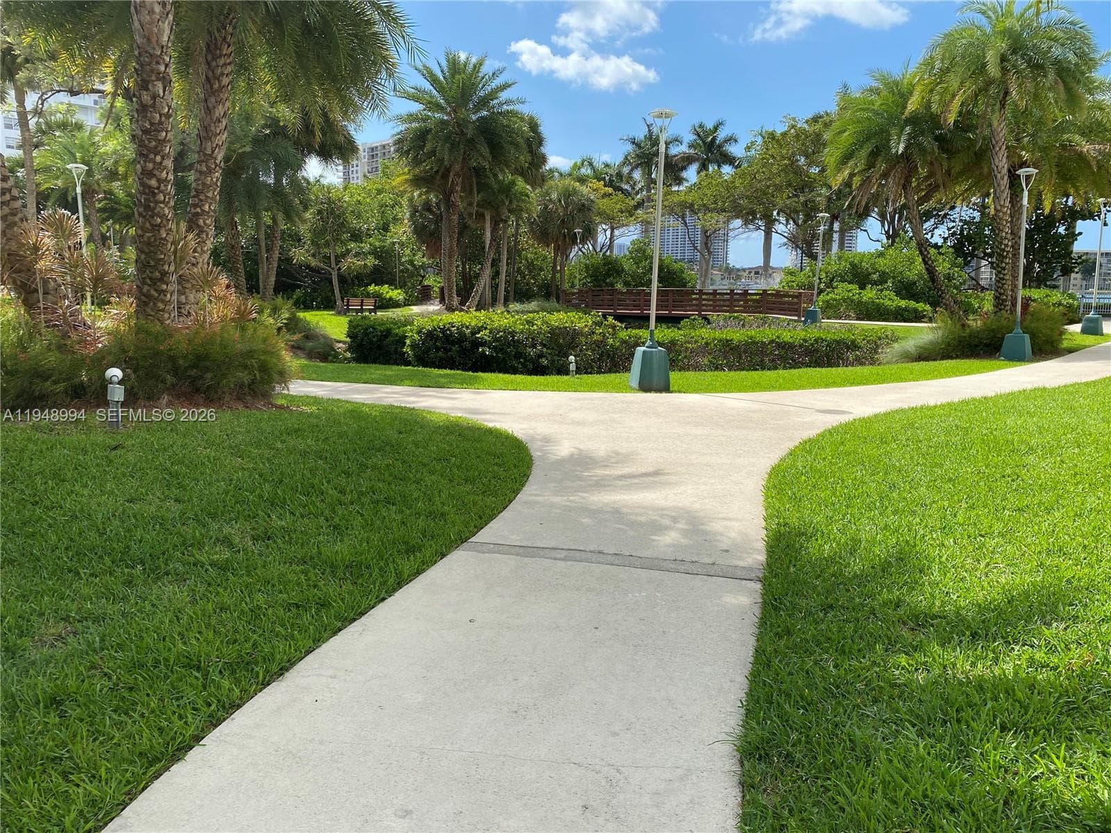 2851 NE 183rd St # 303E, Aventura FL 33160 — 38