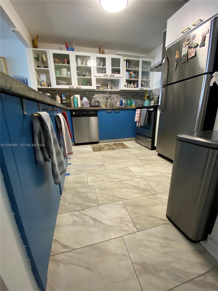 2851 NE 183rd St # 303E, Aventura FL 33160 — 8