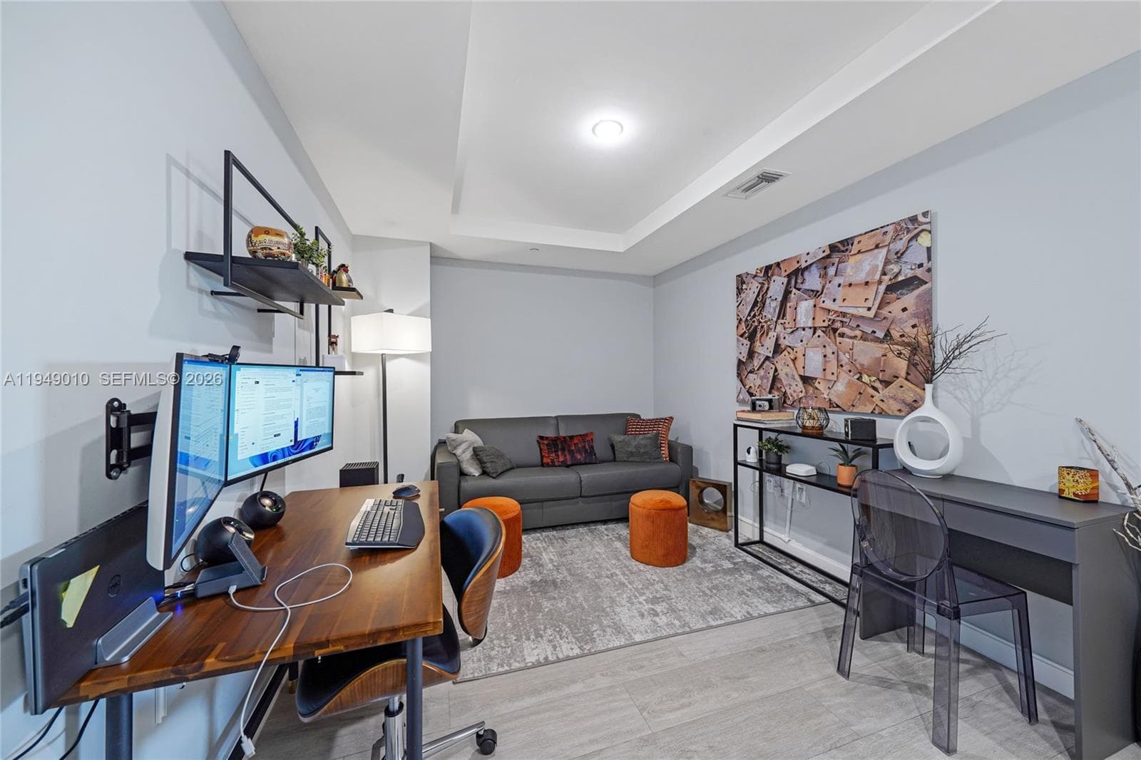 45 SW 9th St # 3405, Miami FL 33130 — 24