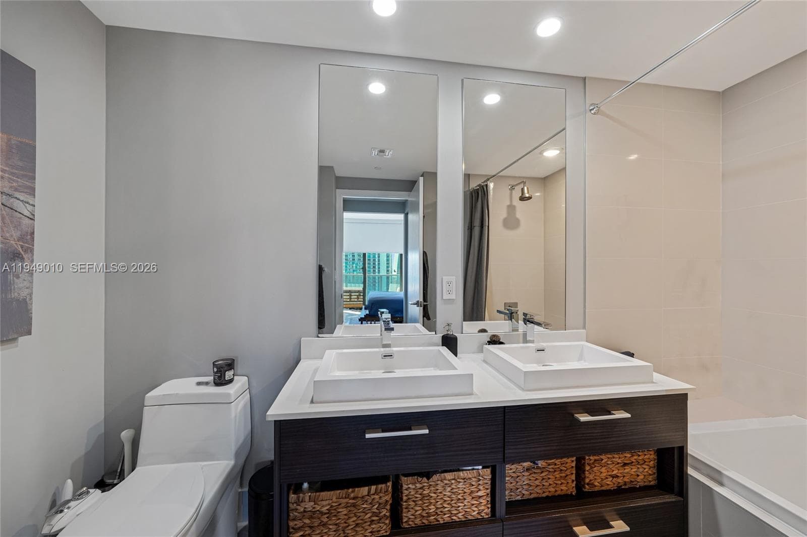 45 SW 9th St # 3405, Miami FL 33130 — 8