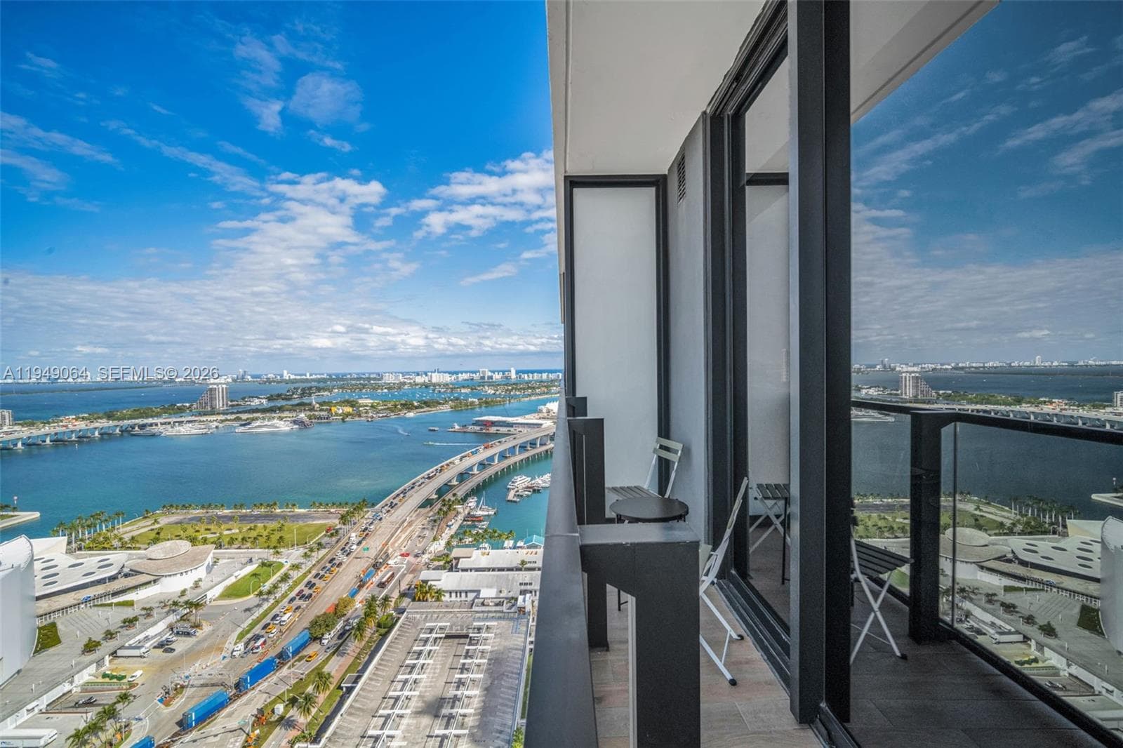 398 NE 5th St # 3207, Miami FL 33132 — 16