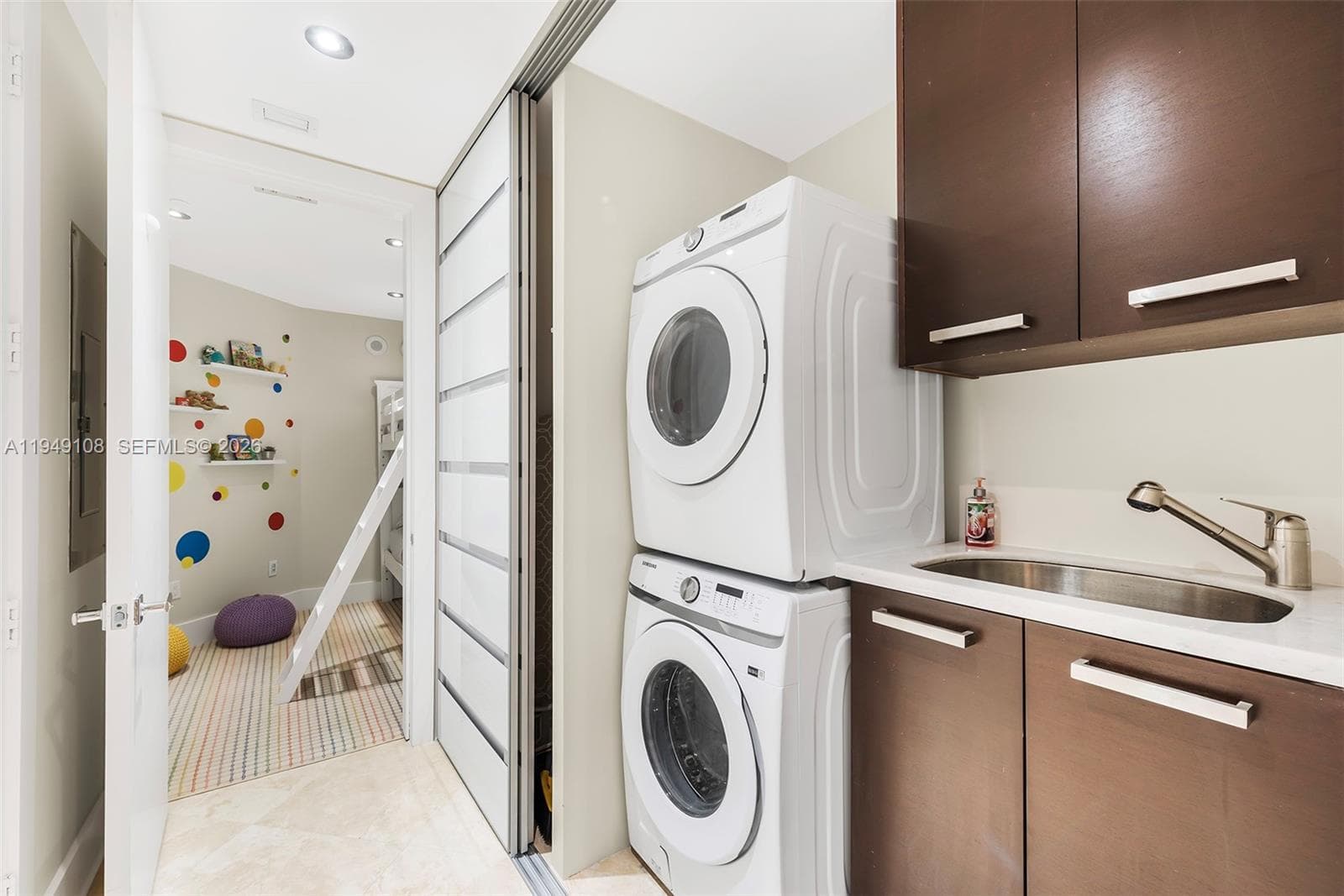 5959 Collins Ave # 606, Miami Beach FL 33140 — 37