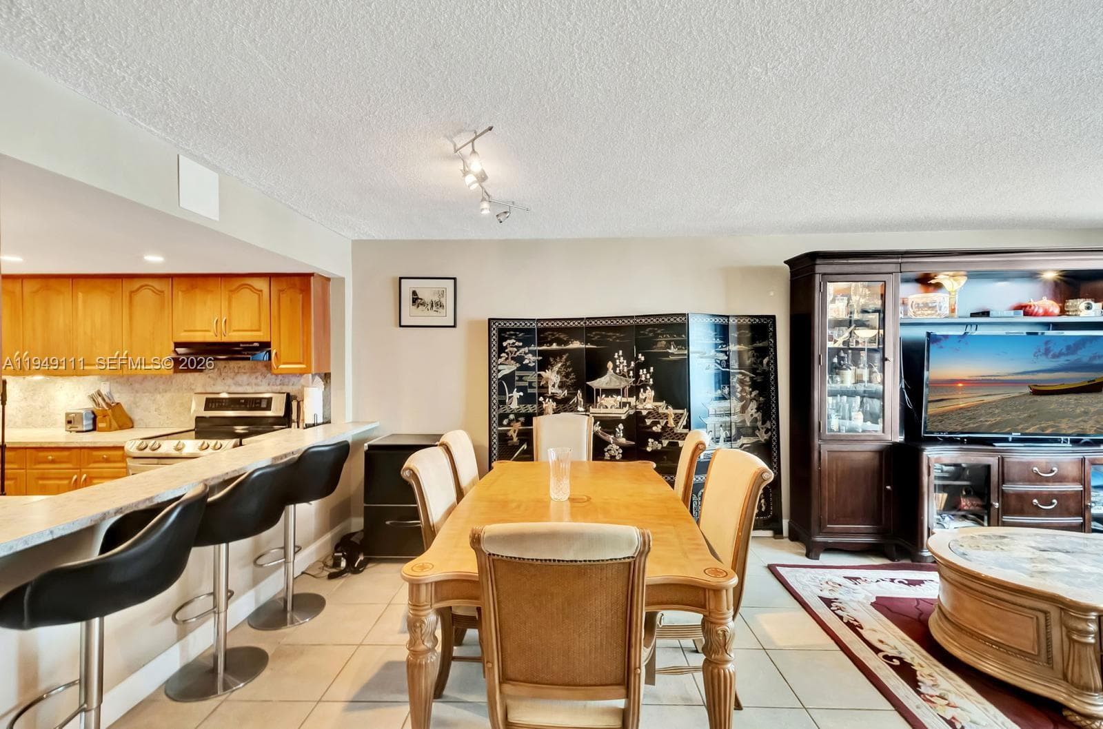 5401 Collins Ave # 340, Miami Beach FL 33140 — 13