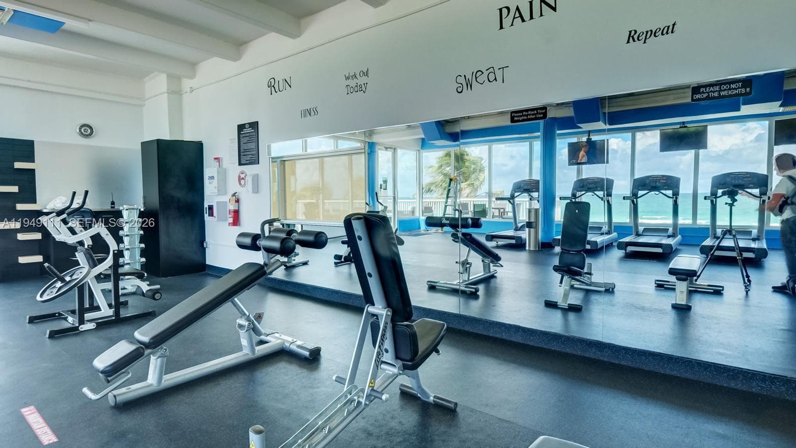 5401 Collins Ave # 340, Miami Beach FL 33140 — 43