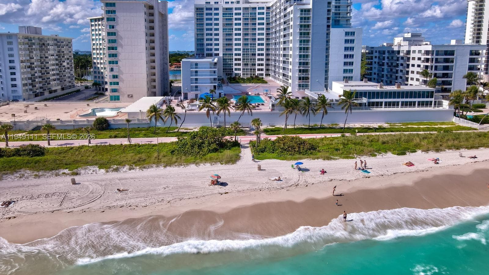 5401 Collins Ave # 340, Miami Beach FL 33140 — 26