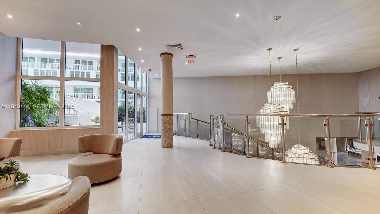 5401 Collins Ave # 340, Miami Beach FL 33140 — 36