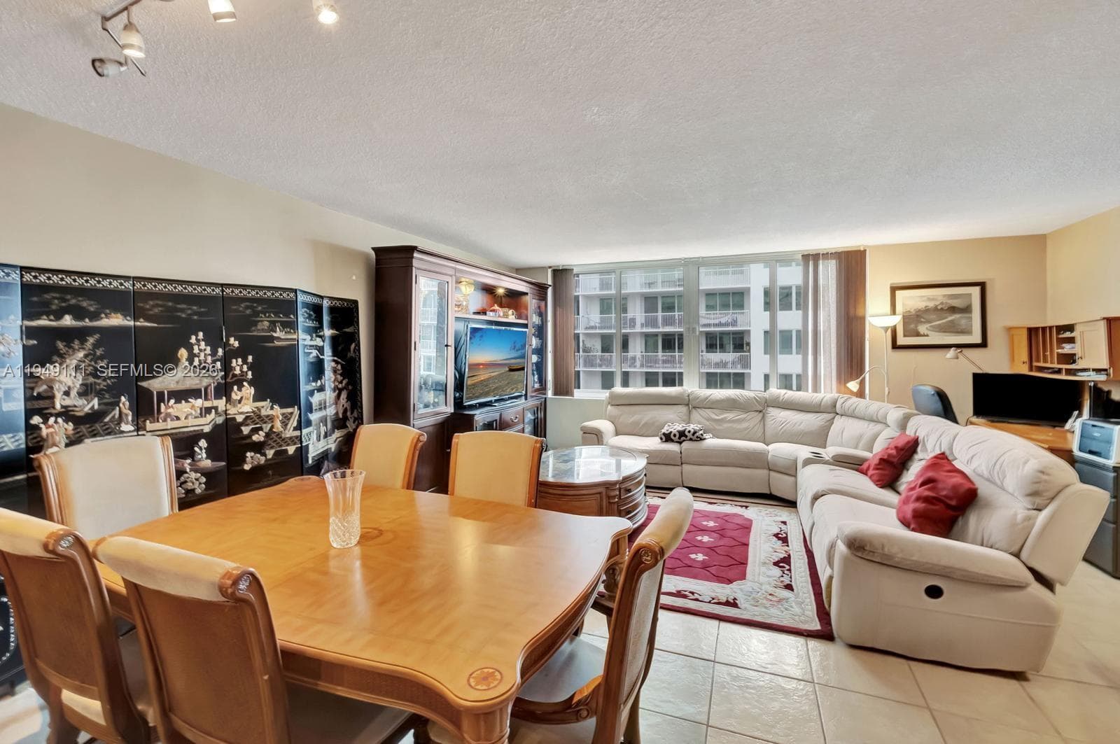 5401 Collins Ave # 340, Miami Beach FL 33140 — 10