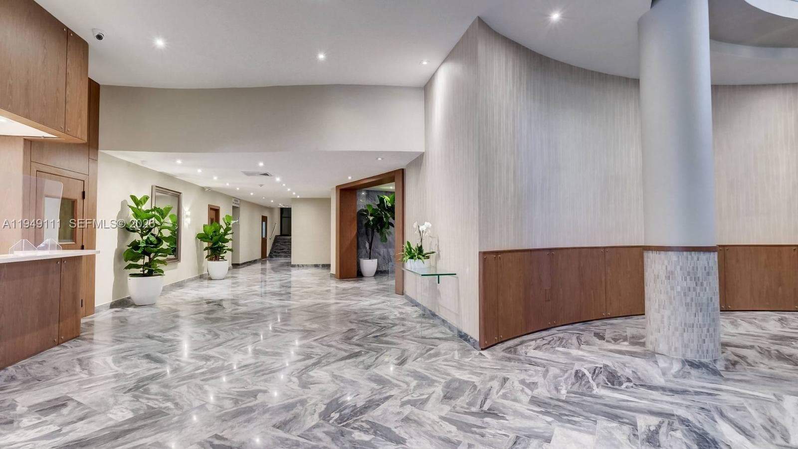 5401 Collins Ave # 340, Miami Beach FL 33140 — 33