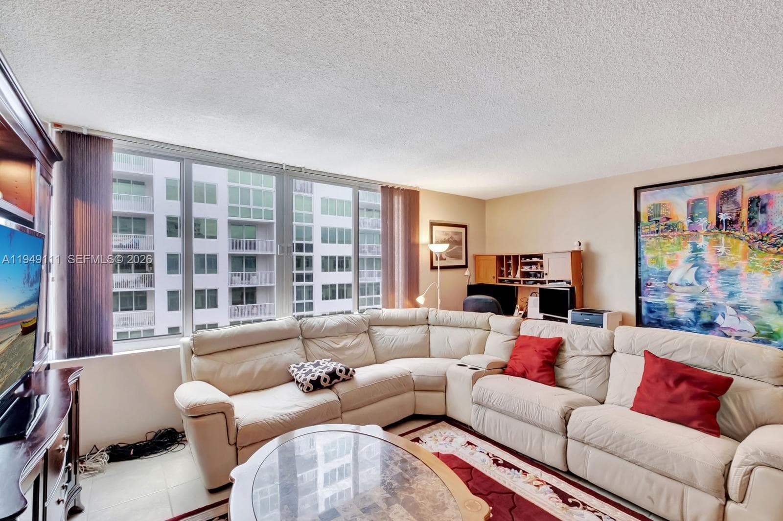 5401 Collins Ave # 340, Miami Beach FL 33140 — 19