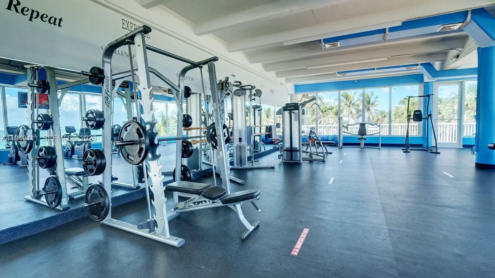 5401 Collins Ave # 340, Miami Beach FL 33140 — 40