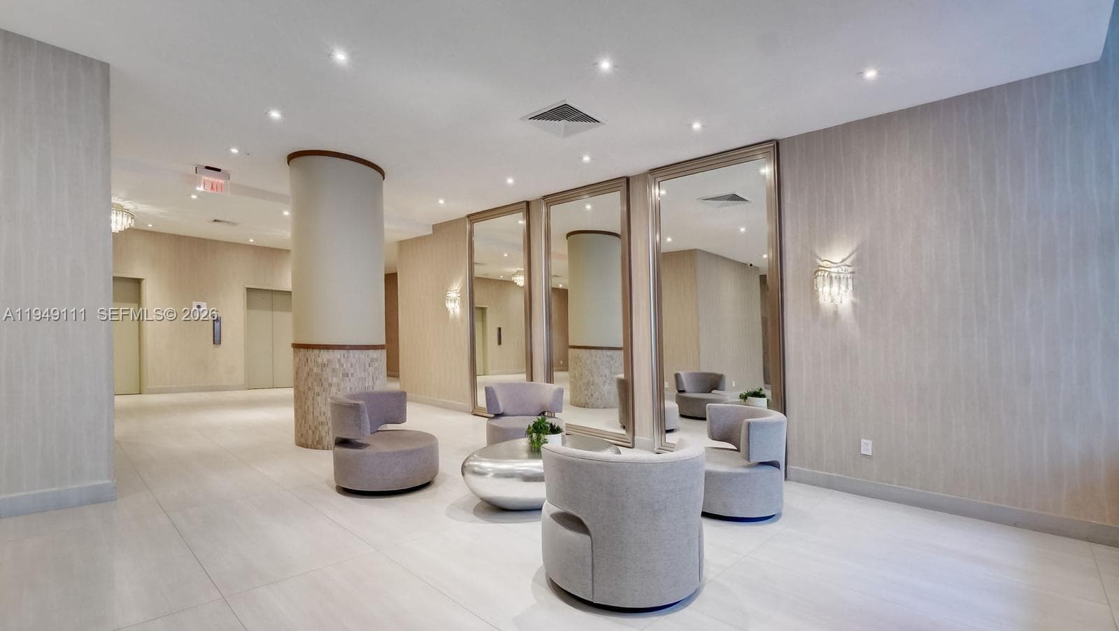 5401 Collins Ave # 340, Miami Beach FL 33140 — 35