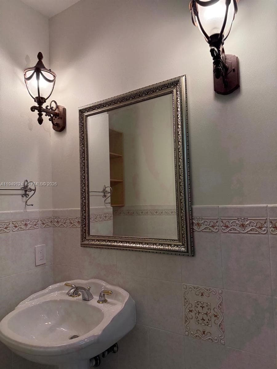 8480 SW 98th St, Miami FL 33156 — 39