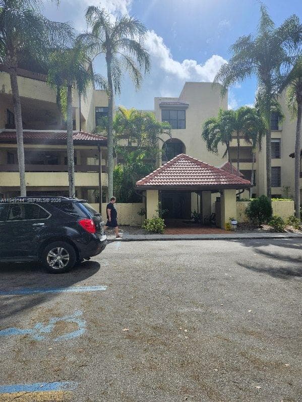 8810 SW 123rd Ct # M103, Miami FL 33186 — 3