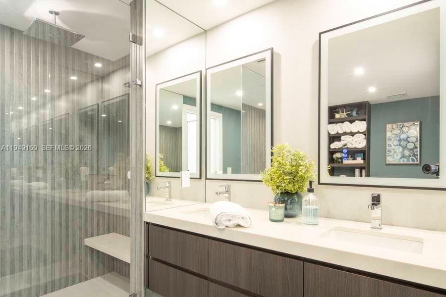 540 West Ave # 411, Miami Beach FL 33139 — 16